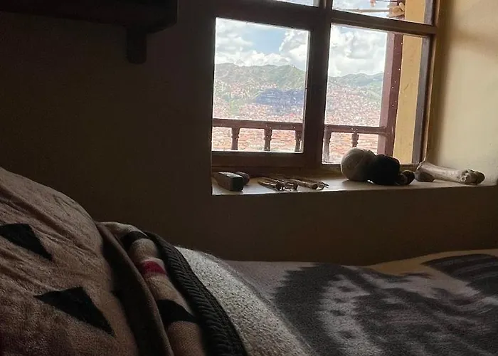 Cozy Andean With Balcony Homestay